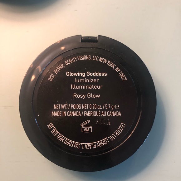 NEW!! Mally Rose Gold Collection Bundle. - Picture 2 of 8